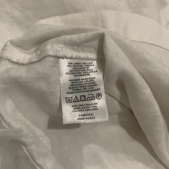 Ann Taylor Loft Linen/Viscose White Eyelet Top - Picture 4 of 6